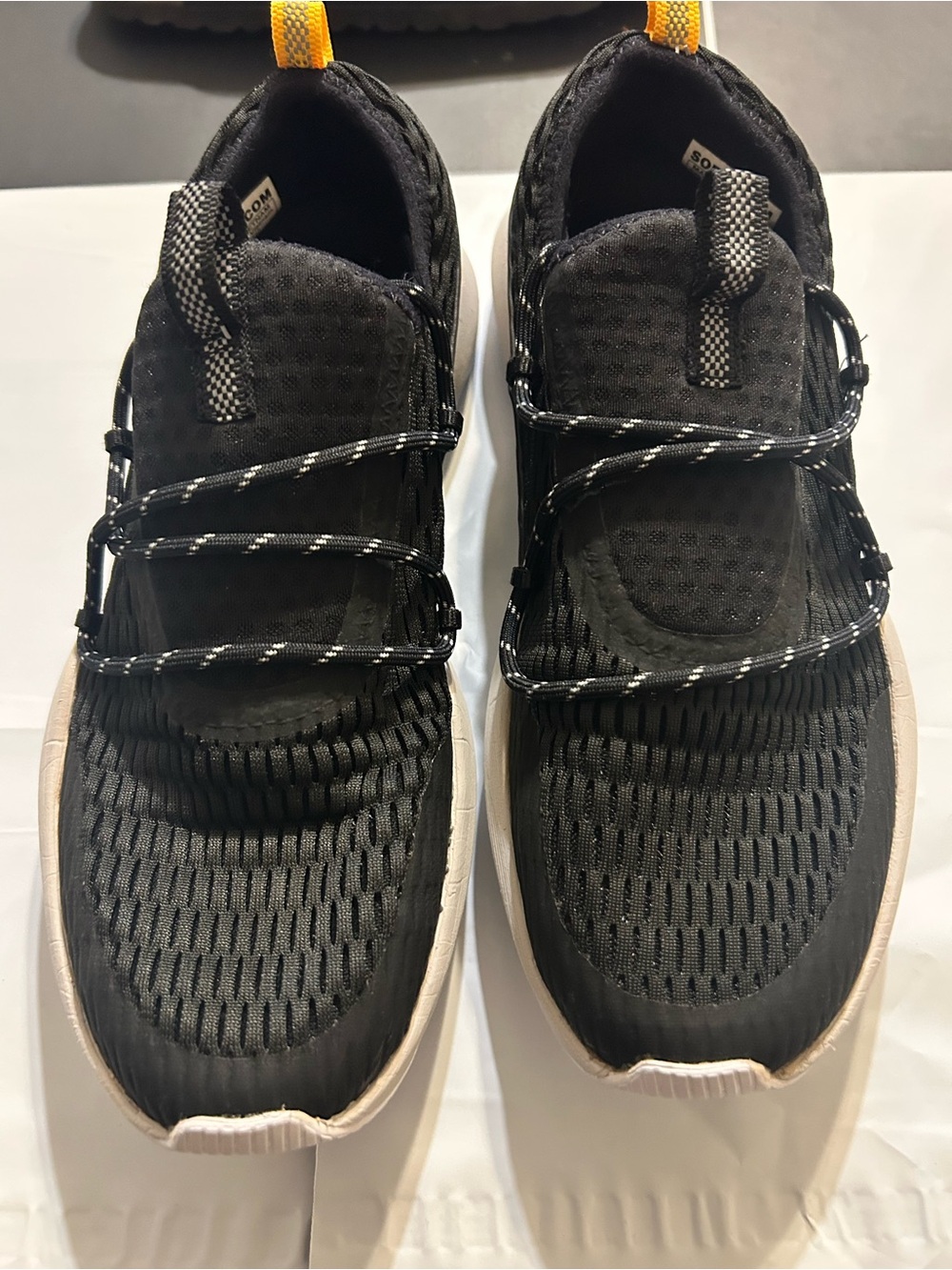 Sorel Kinetic Impact Black Knit Athletic Sneakers with white Soles 8.5